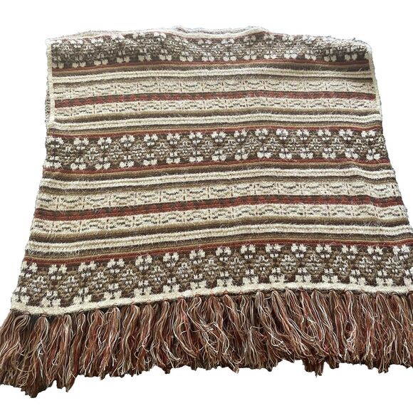 Original USA Women's One Size 100% Acrylic Poncho Brown Red Tan Fringe EUC - Picture 1 of 10